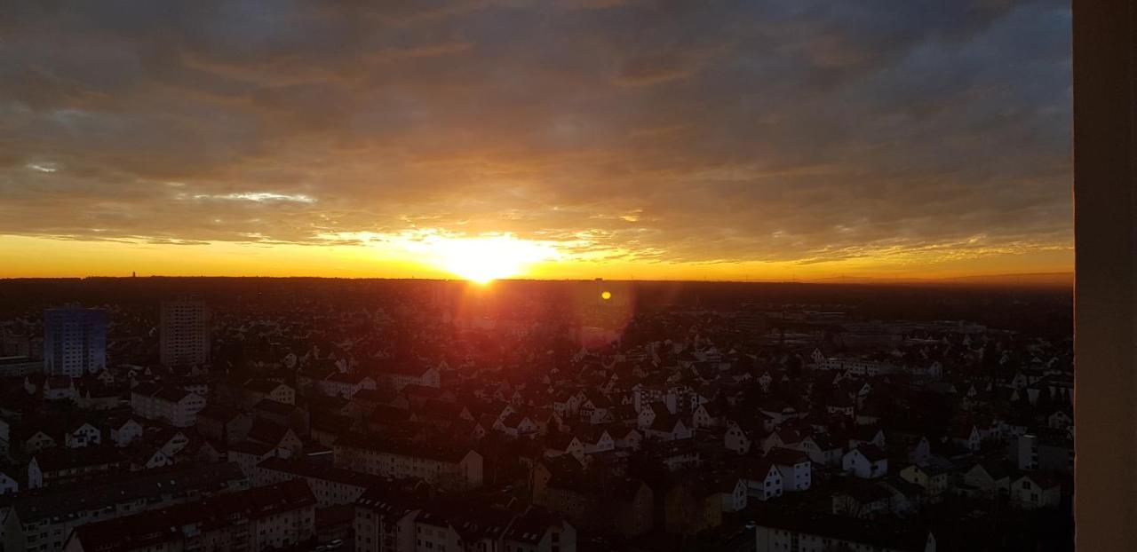 Ueber Den Wolken Und Super Zentral Zwischen Frankfurt Und Darmstadt - 100Qm Langen  Exterior photo